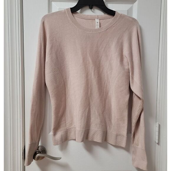 Lululemon Sweater With Thumbholde 4 - Picture 1 of 7
